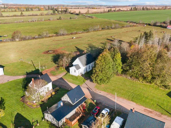 40 Grafton St, Breadalbane, PE C0A 1E0