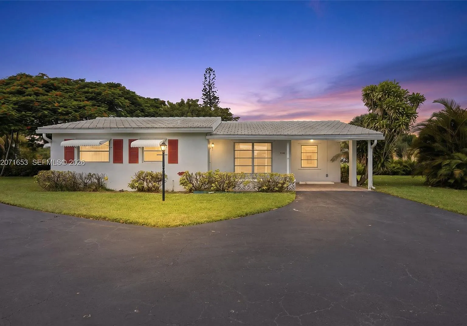 Spring Lake Villas — Photo 1