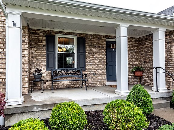 4th image of 1914 Meadowsweet Dr