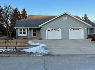 148 Bley Pkwy, Pt Washington, WI 53074