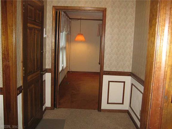 5th image of 5300 Alishire Ct
