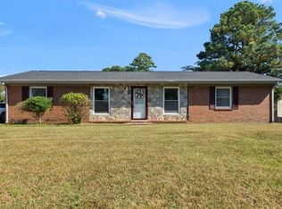 3221 Snowberry Dr, Raleigh, NC 27610