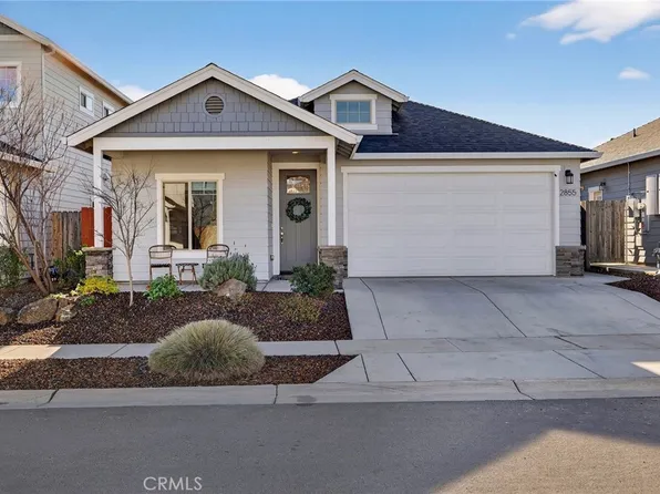2855 Pin Oak Ln, Chico, CA 95928