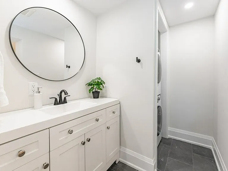 197 Edgar St #3 — Photo 15