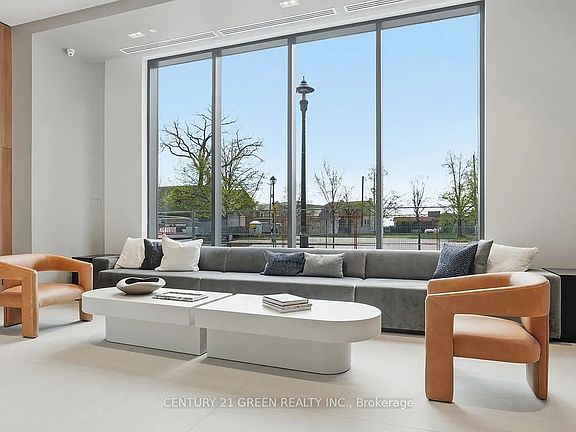 4th image of 2075 Lakeshore Rd #1011