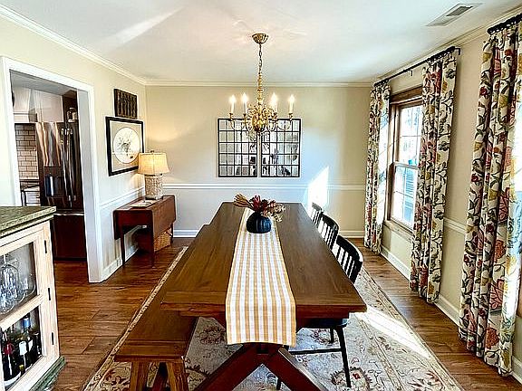 4th image of 1256 Paramore Dr