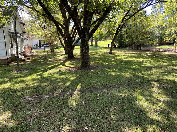 5th image of 1727 W 35th Hwy