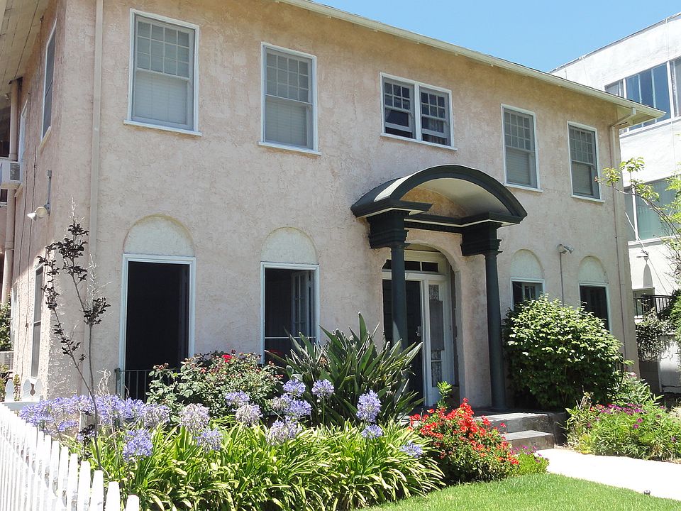 1st image of 1727 N Alexandria Ave #1