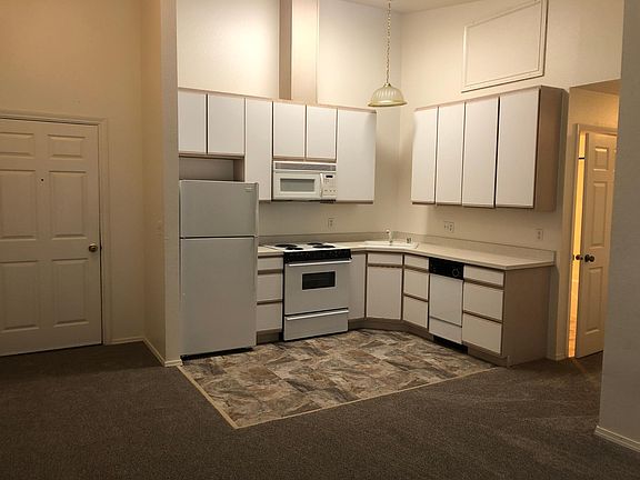3rd image of 1400 SE Fancy Free Dr APT 207