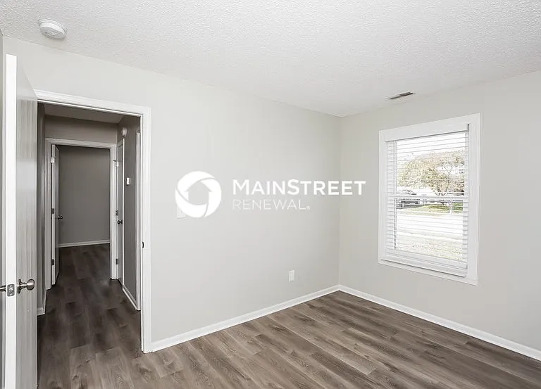 4550 Riverbrook Ln — Photo 10