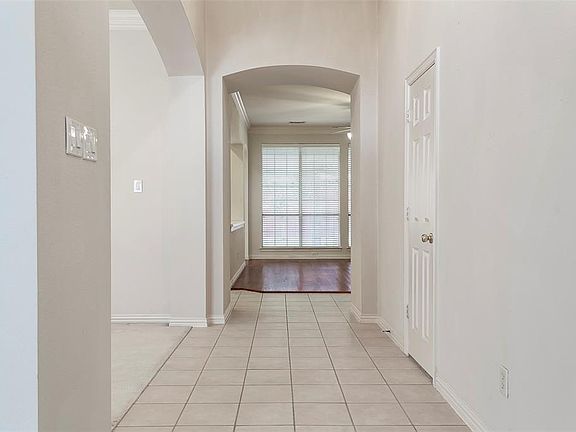 5th image of 1303 Mallard Cir