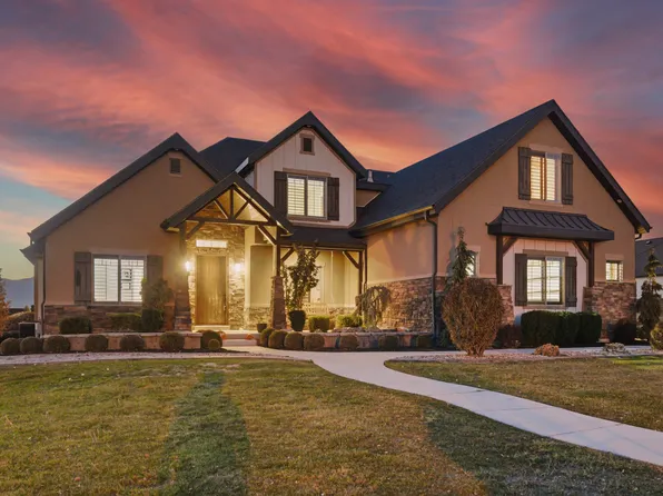 9031 N Cassie Dr E, Eagle Mountain, UT 84005