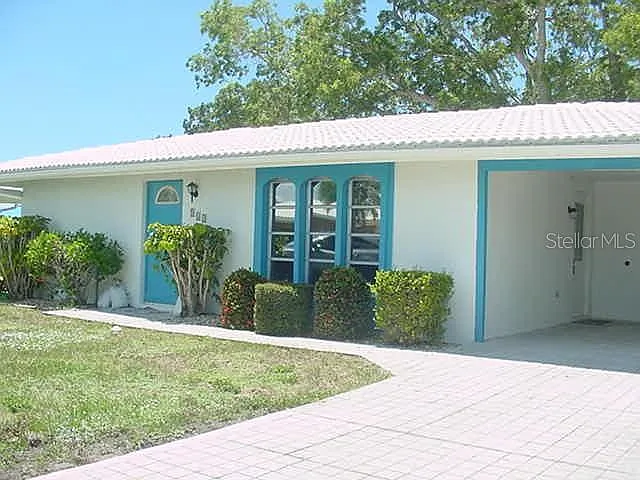 2 bed, 2.0 bath, 1311 sqft, $1,800 — Photo 1