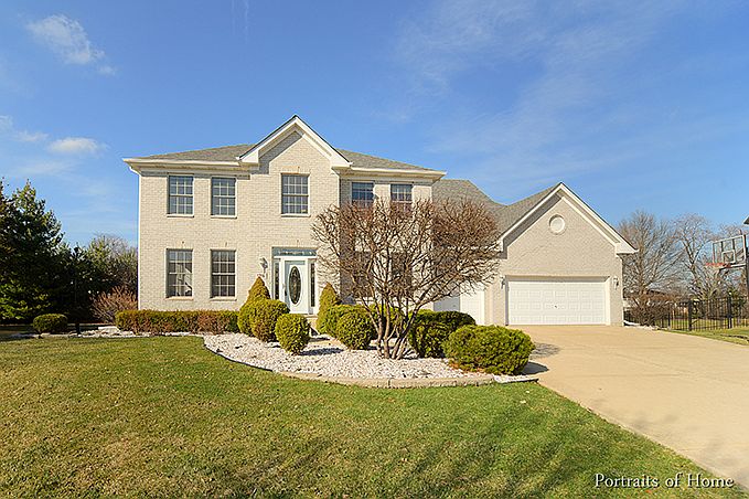1st image of 1216 Chapman Ct