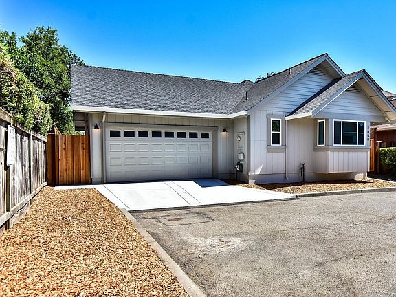 2nd image of 1459 Morning Glory Drive