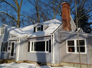 10 S George Washington Rd, Enfield, CT 06082