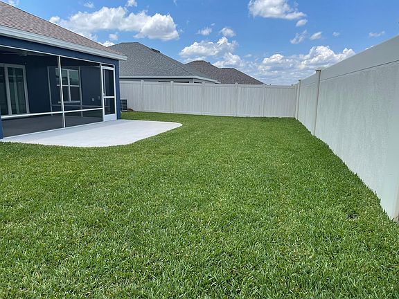 5th image of 611 Gough Pl