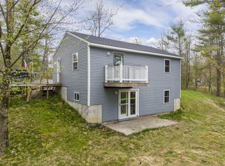 414 Litchfield Rd, Farmingdale, ME 04344