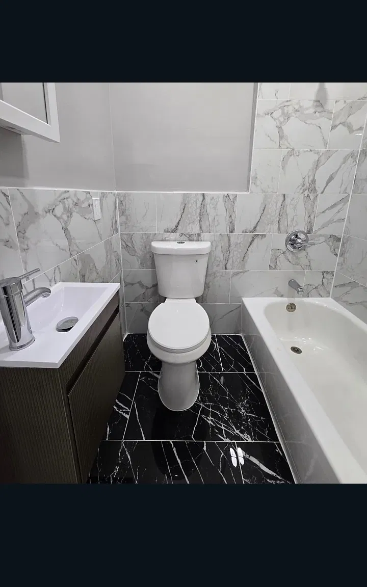2 bed, $1,895 — Photo 2