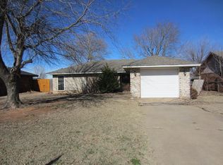 2117 Seth Ave, Weatherford, OK 73096