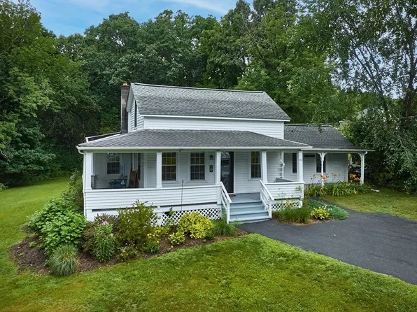 80 Jackson St, Belchertown, MA 01007