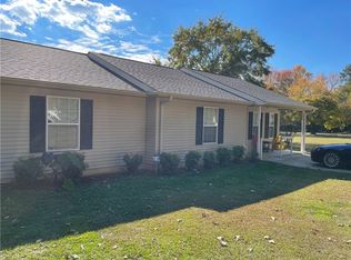 206 Twig Ln, Anderson, SC 29624