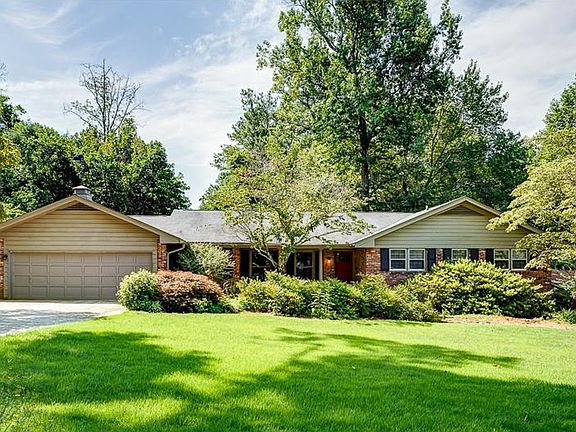 2nd image of 2387 Bradcliff Dr