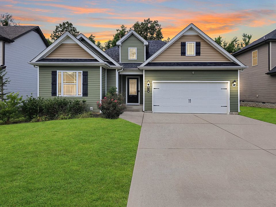 1st image of 546 Medallion Cir