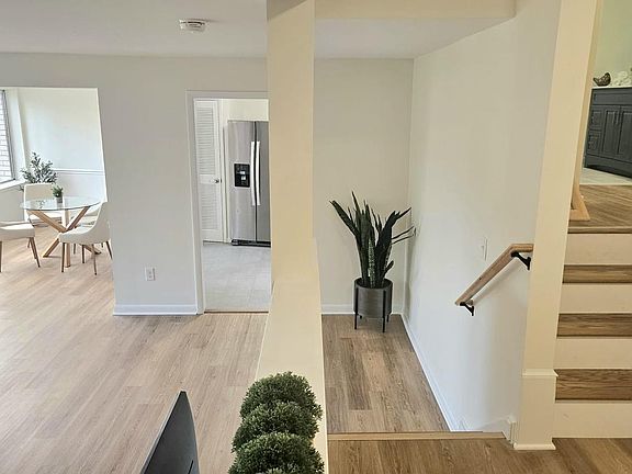 3rd image of 2515 Baltimore Rd APT 5
