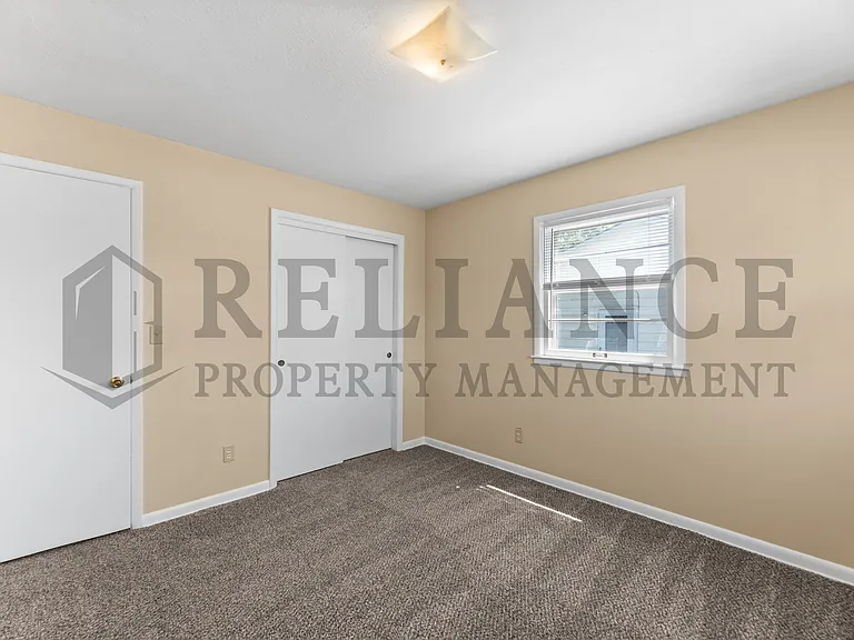 3052 S Bonn Ave — Photo 13