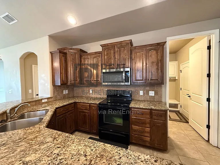 6008 S Fannin St — Photo 5