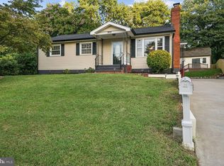 1903 Willow Ln, Woodbridge, VA 22191