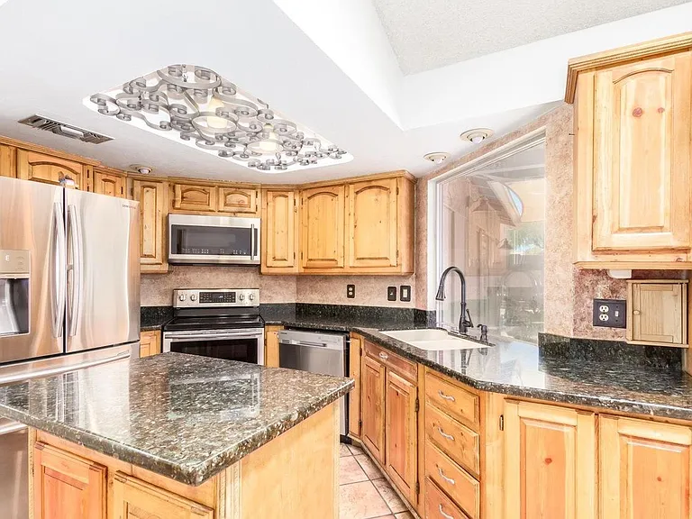 104 N Terrace Rd #1 — Photo 12
