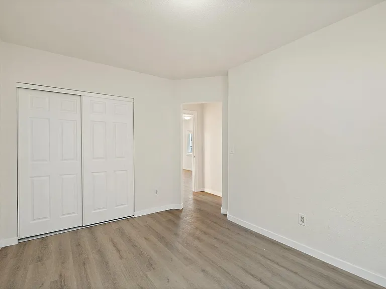 2227 62nd Ave — Photo 10