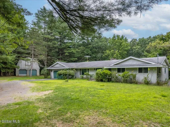 21 Merwin Lake Road, Kinderhook, NY 12106