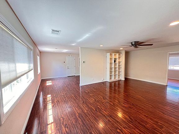 2nd image of 3018 Manda Dr