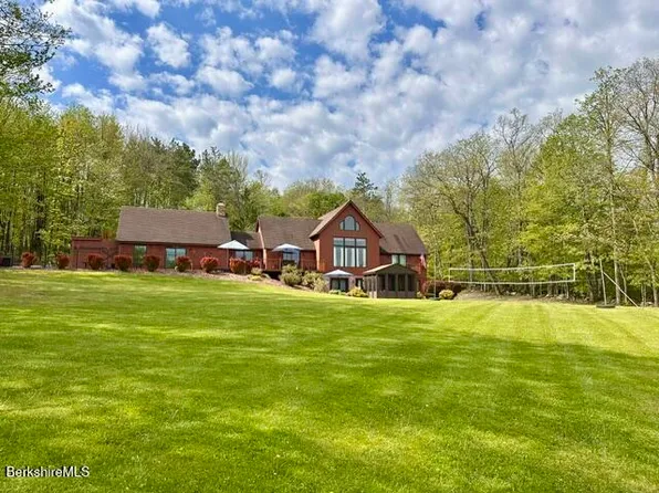 65 Johnny Cake Hill Rd, Petersburgh, NY 12138
