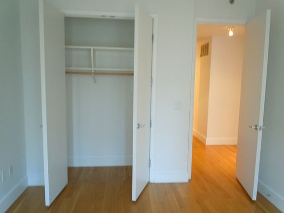 5th image of 589 Flushing Ave APT 7B