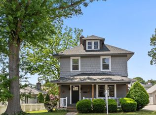 72 S Sproul Rd, Broomall, PA 19008