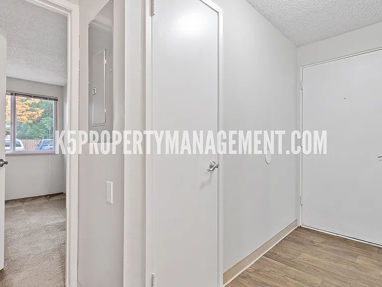 19765 SW 65th Ave — Photo 12