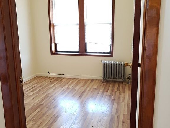 3rd image of 25-29 44th St #3R