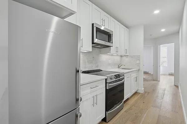 Kitchen, photo 1