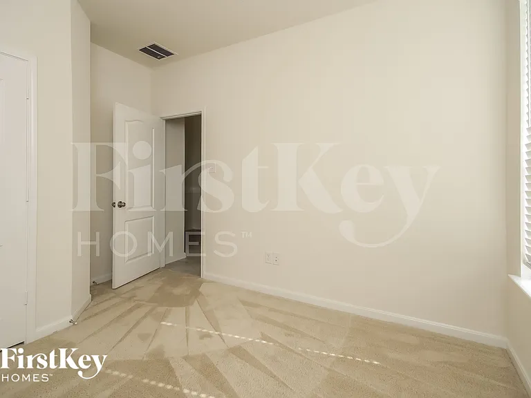 22211 Davenport Downs Ln — Photo 10