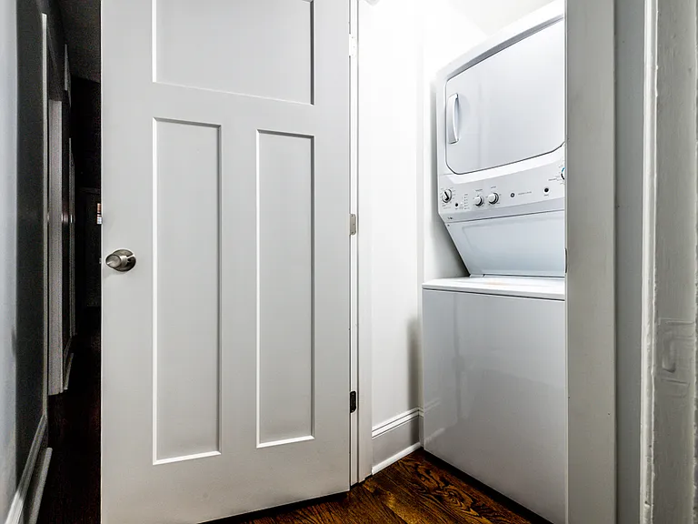 2040 N Bissell St #2 — Photo 3