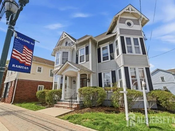 30 W Somerset St, Raritan, NJ 08869