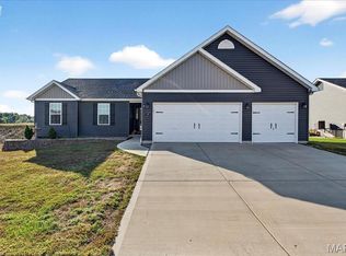 192 Hadley Grove Dr, Moscow Mills, MO 63362