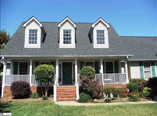 9 Capstone Ct, Simpsonville, SC 29681