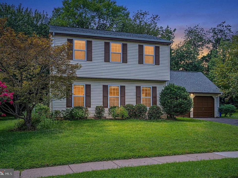 1st image of 108 Plum Tree Ct