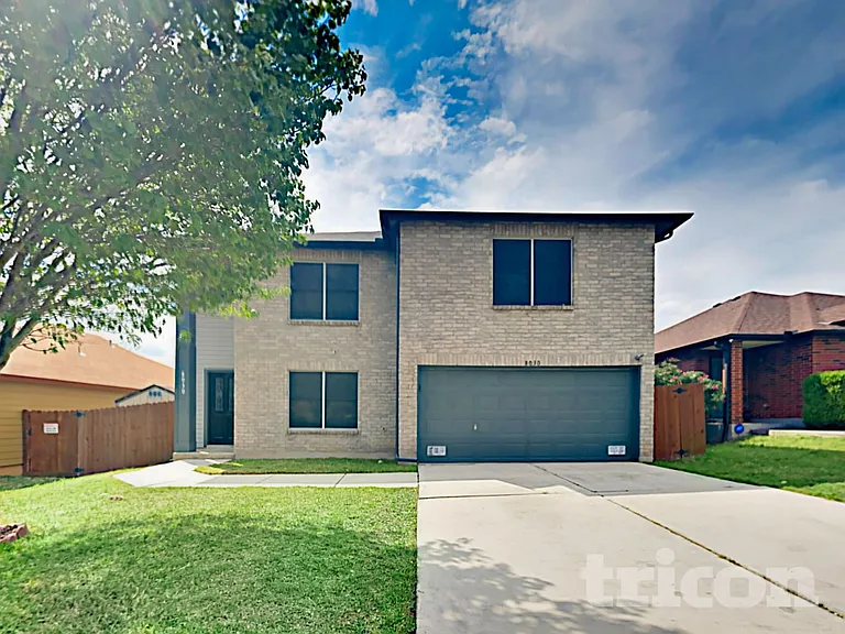 8030 Falcon Meadow Dr — Photo 2