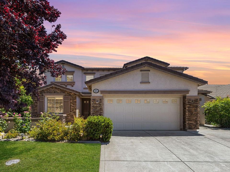 1st image of 1345 El Camino Verde Dr
